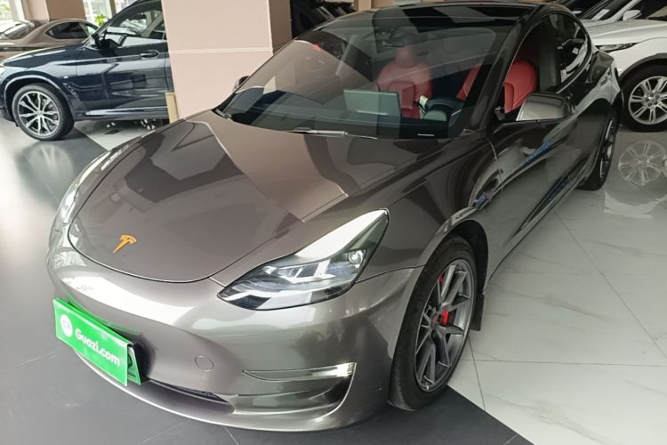 Tesla Model 3 2023 car image #2