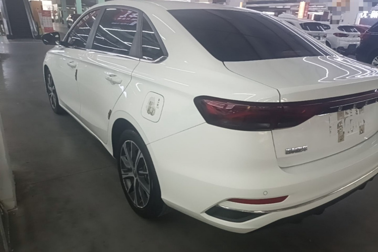 GEELY Emgrand 2022 car image #7