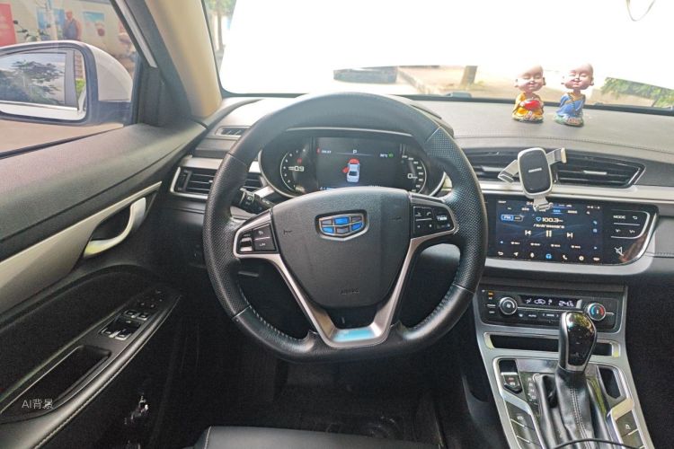 GEELY Emgrand 2018 car image #12