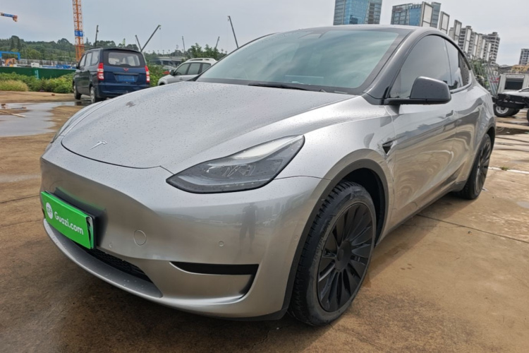 Tesla Model Y 2023 #2 Tesla Model Y 2023 immagine di auto #2