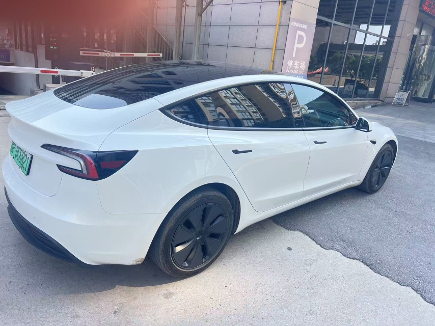 Tesla Model 3 2026 #8 Tesla Model 3 2026 car image #8