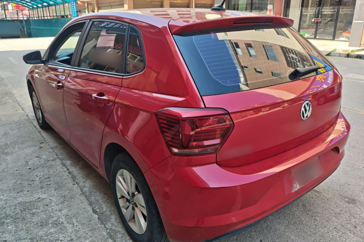 Volkswagen Polo 2022 صورة سيارة #5