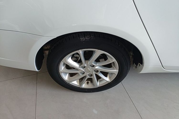 GEELY Emgrand 2021 immagine di auto #10