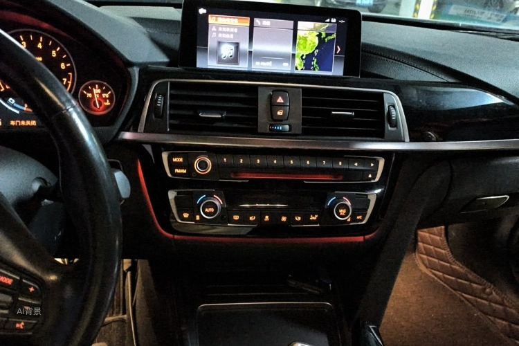 BMW 3 Series 2018 car image #15