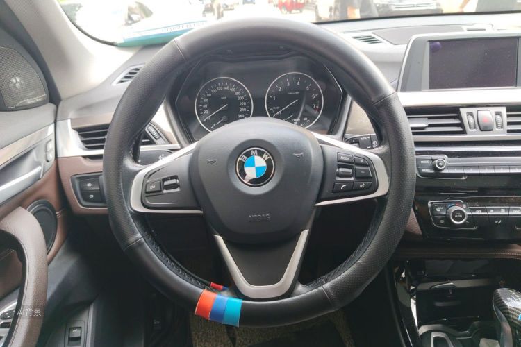 BMW X1 2017 immagine di auto #12