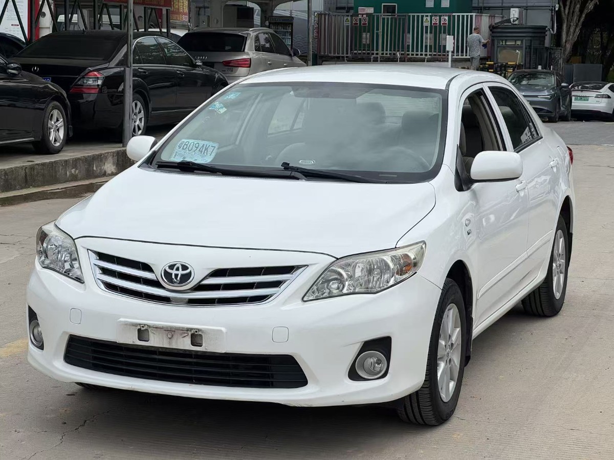 Toyota Corolla 2011 Toyota Corolla 2011 car image