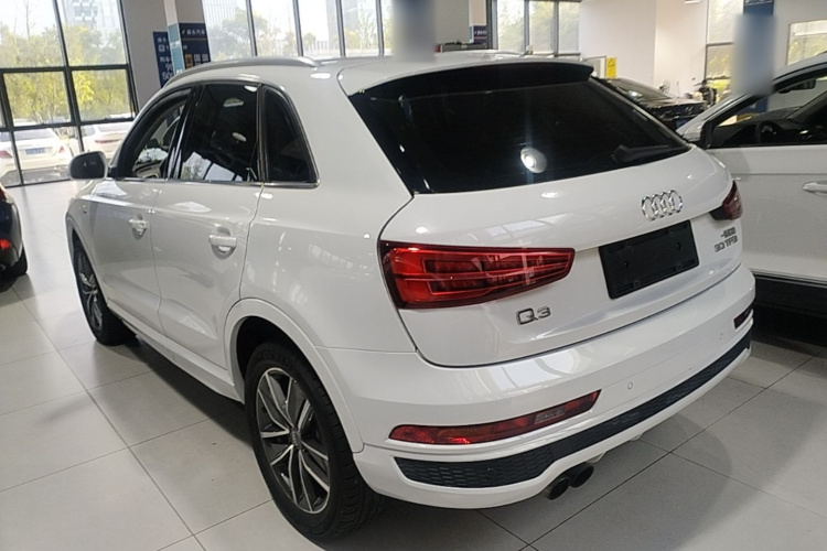 Audi Q3 2019 #7 Audi Q3 2019 car image #7