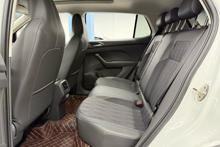 Volkswagen T-Cross 2022 imagen de coche #18