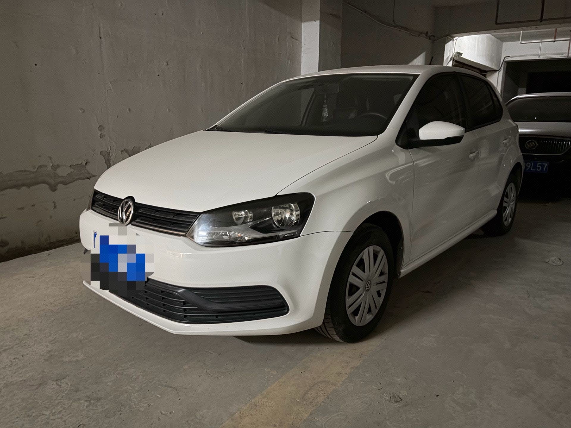 Volkswagen Polo 2017 Volkswagen Polo 2017 صورة سيارة
