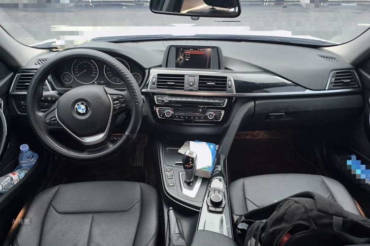 BMW 3 Series 2017 car image #11