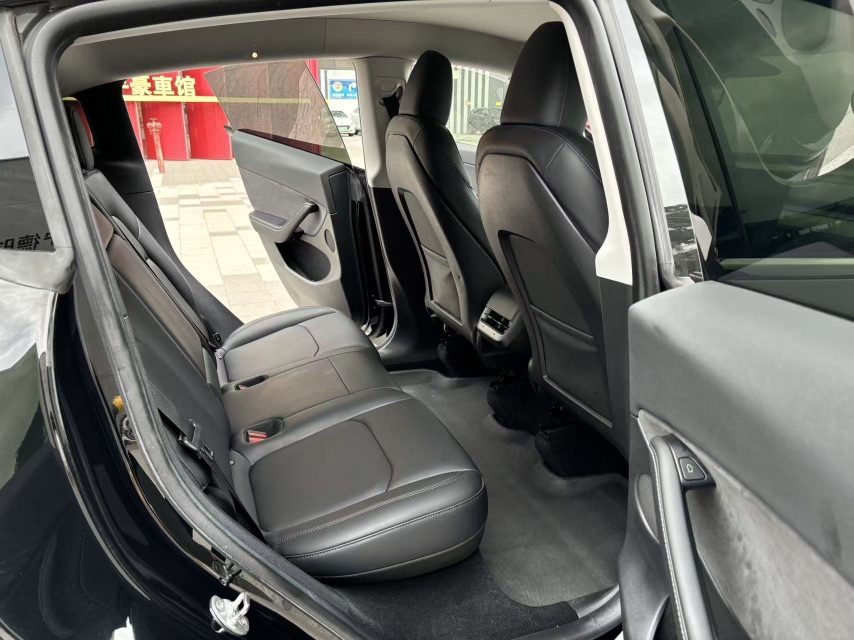 Tesla Model Y 2022 #6 Tesla Model Y 2022 immagine di auto #6