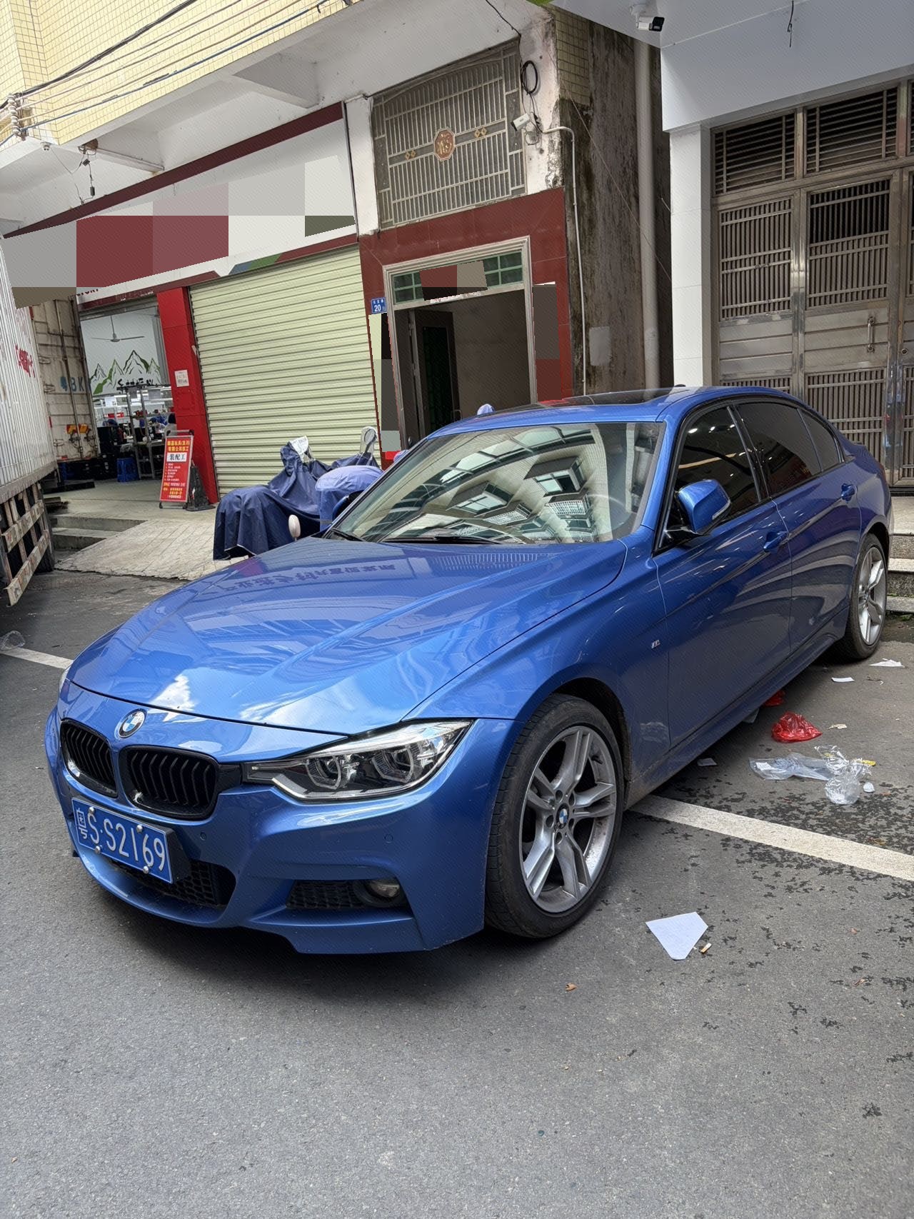 BMW 3 Series 2018 BMW 3 Series 2018 car image