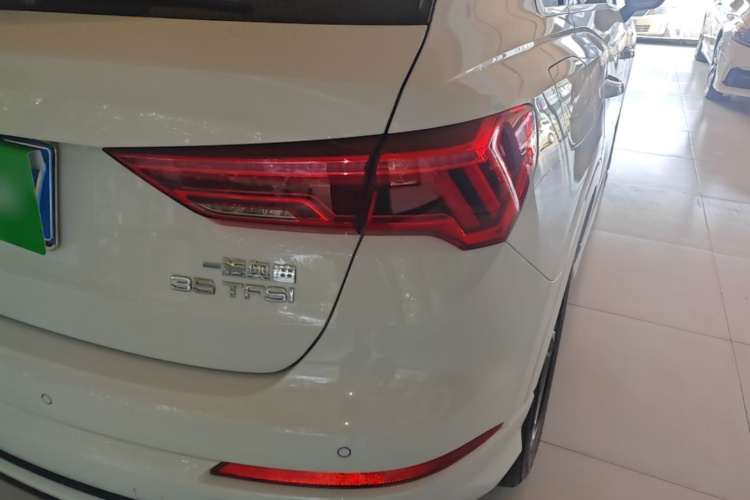 Audi Q3 2025 #8 Audi Q3 2025 изображение автомобиля #8