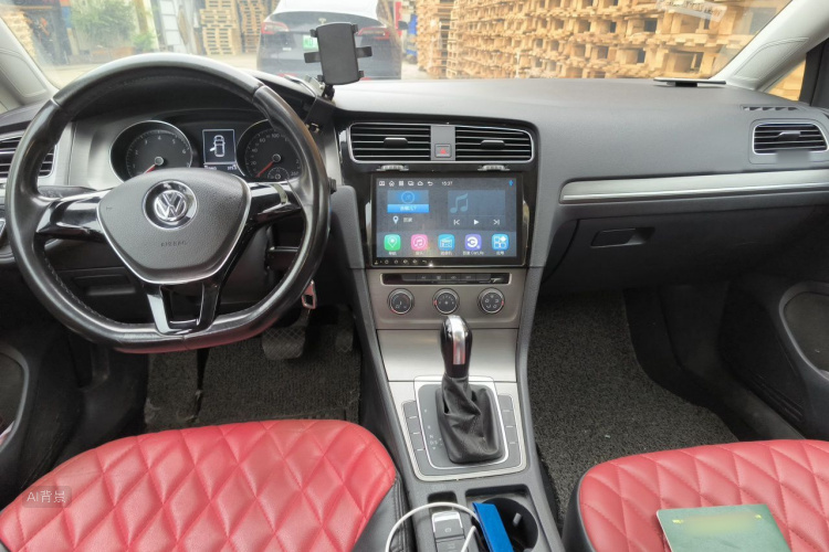 Volkswagen Golf 2016 car image #11