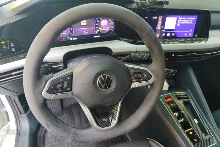 Volkswagen Golf 2022 #12 Volkswagen Golf 2022 car image #12
