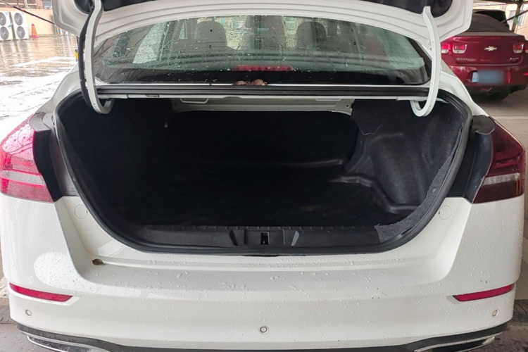 GEELY Emgrand 2020 car image #29