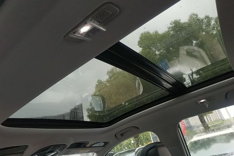 GEELY Boyue L 2024 car image #20