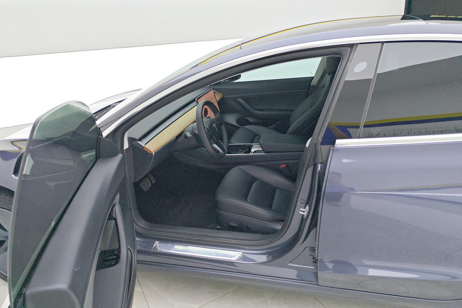 Tesla Model 3 2020 #2 Tesla Model 3 2020 صورة سيارة #2