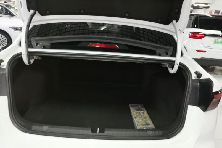 GEELY Emgrand 2024 #19 GEELY Emgrand 2024 car image #19