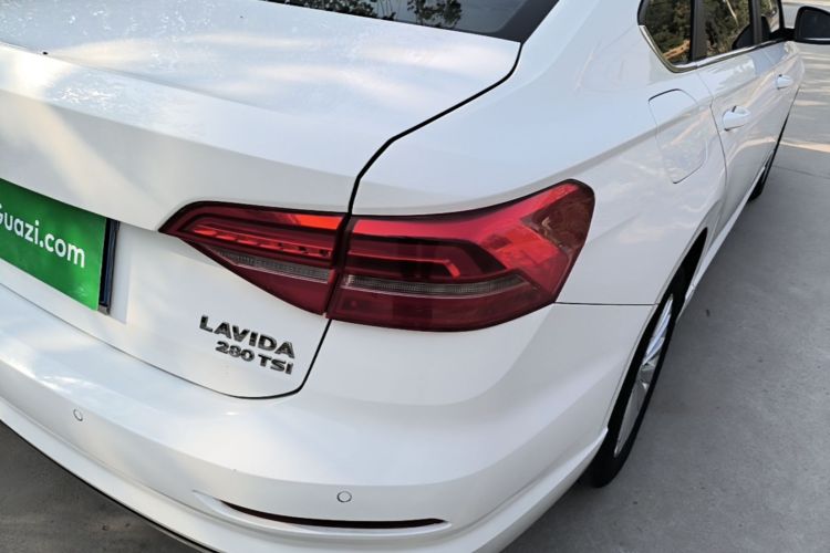 Volkswagen Lavida 2020 imagen de coche #8