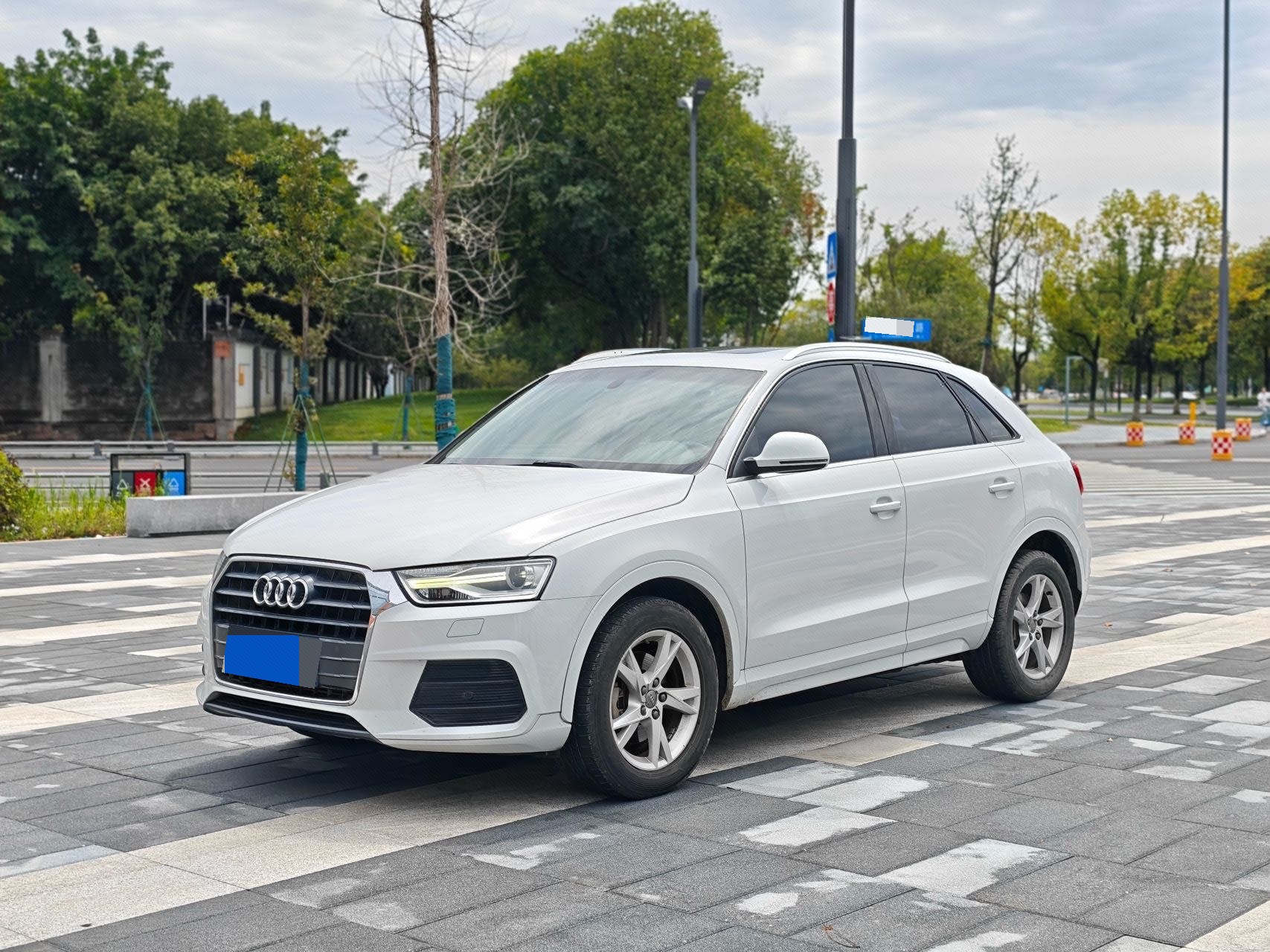 Audi Q3 2017 Audi Q3 2017 car image