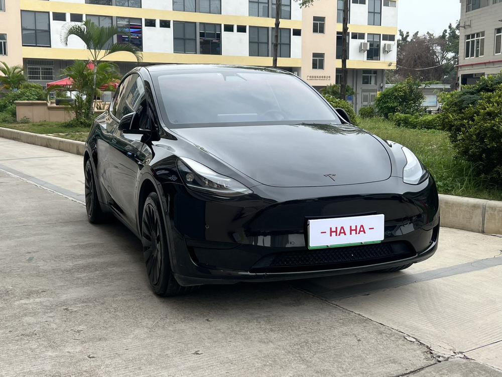 Tesla Model Y 2022 immagine di auto #3
