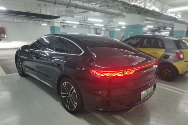 BYD Han 2023 car image #5