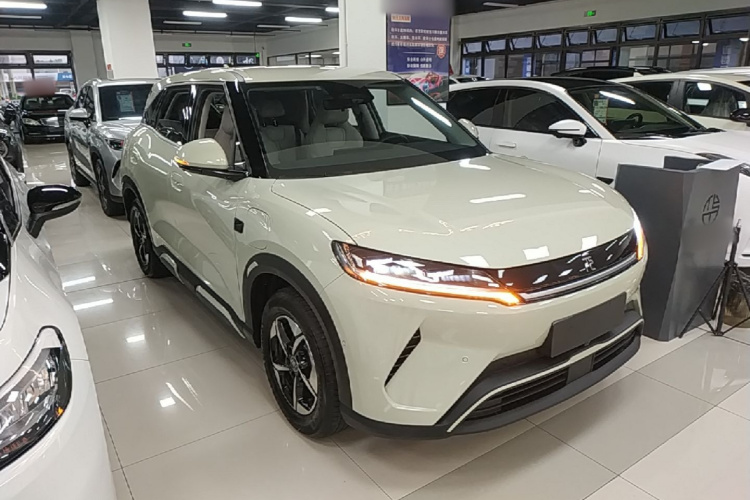 BYD YuanUP 2025 #4 BYD YuanUP 2025 car image #4