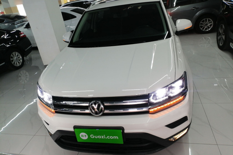Volkswagen Tharu 2020 #3 Volkswagen Tharu 2020 car image #3