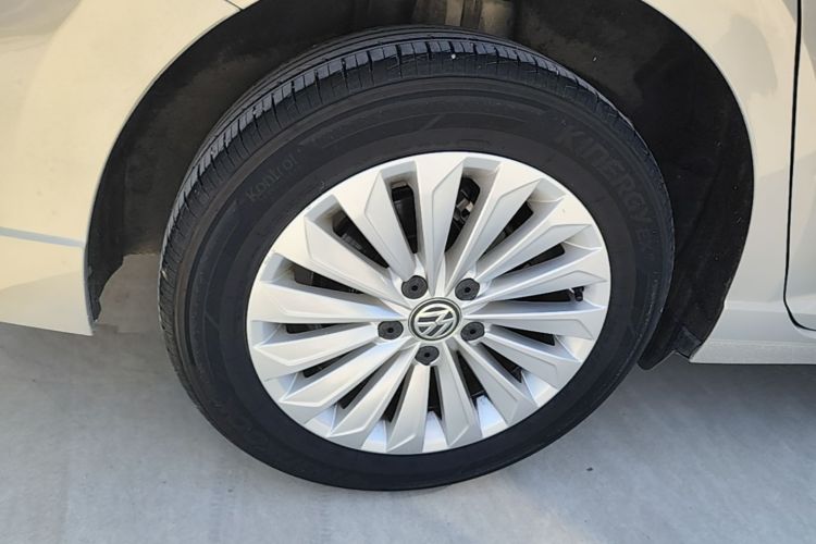 Volkswagen Lavida 2019 #10 Volkswagen Lavida 2019 car image #10