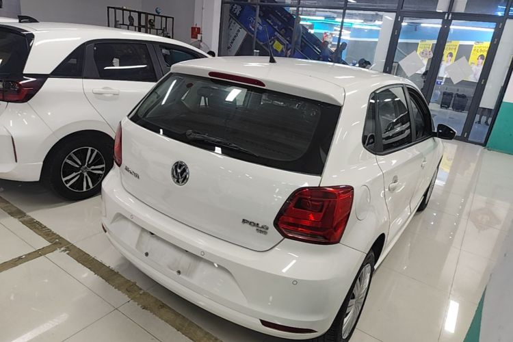 Volkswagen Polo 2018 car image #7