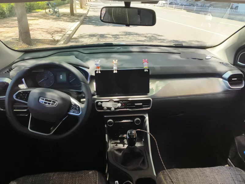 GEELY Coolray 2024 immagine di auto #8