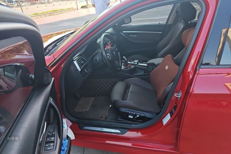 BMW 3 Series 2018 car image #18