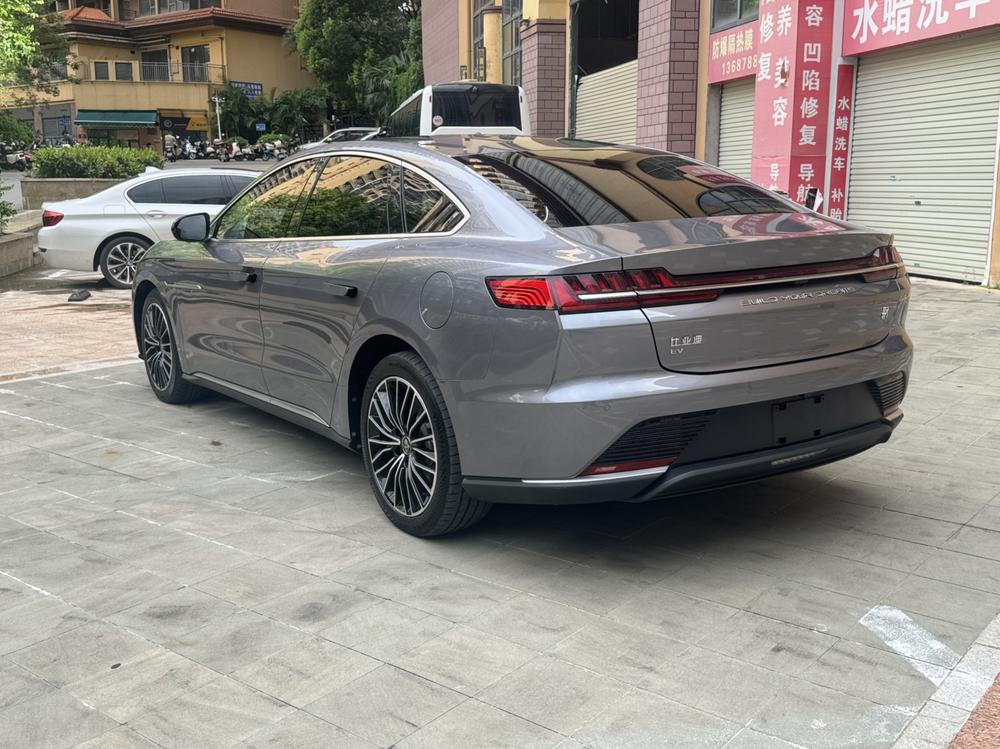 BYD Han 2022 #4 BYD Han 2022 car image #4