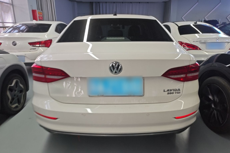 Volkswagen Lavida 2019 #6 Volkswagen Lavida 2019 car image #6