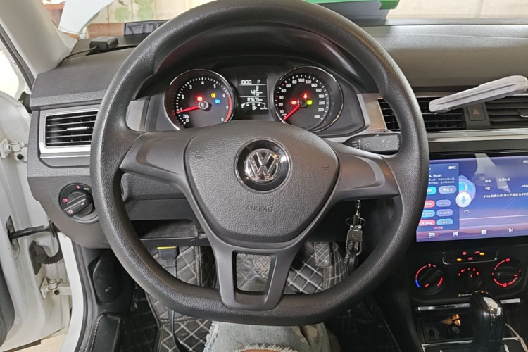 Volkswagen Bora 2020 car image #11