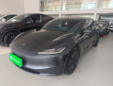 Tesla Model 3 2024 Tesla Model 3 2024 immagine di auto