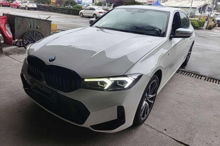 BMW 3 Series 2023 #2 BMW 3 Series 2023 car image #2