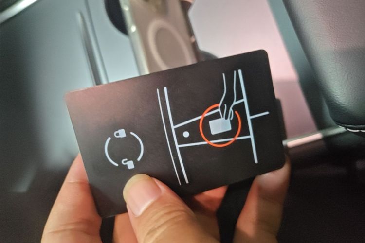 Tesla Model 3 2023 car image #9