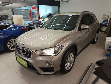 BMW X1 2018 BMW X1 2018 car image