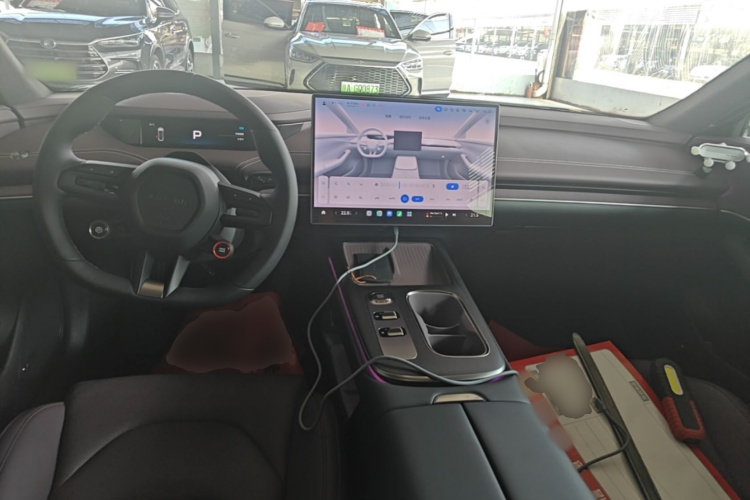 MI SU7 2025 car image #11