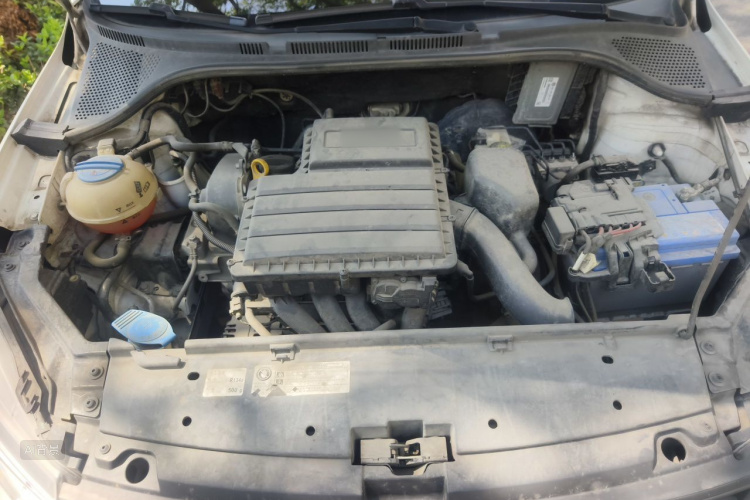 Volkswagen Santana 2017 car image #22