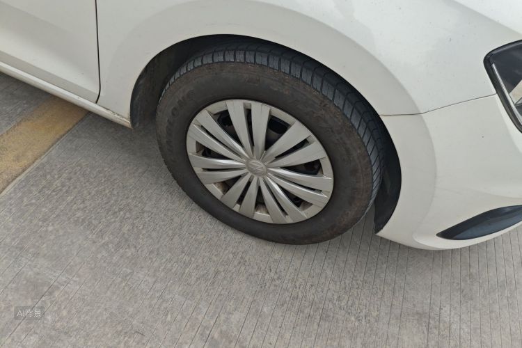 Volkswagen Santana 2018 car image #9