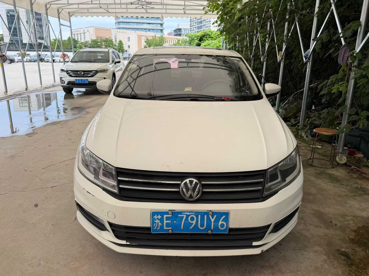 Volkswagen Santana 2016 car image #2