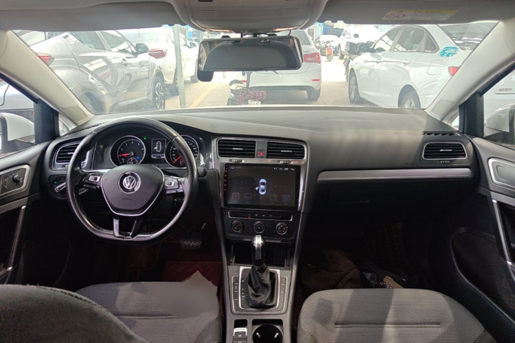 Volkswagen Golf 2018 #11 Volkswagen Golf 2018 car image #11