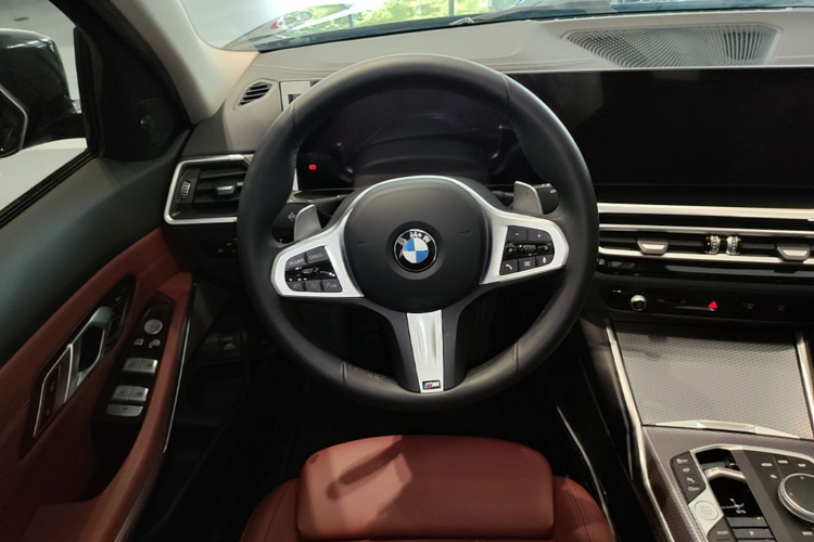 BMW 3 Series 2024 #11 BMW 3 Series 2024 car image #11