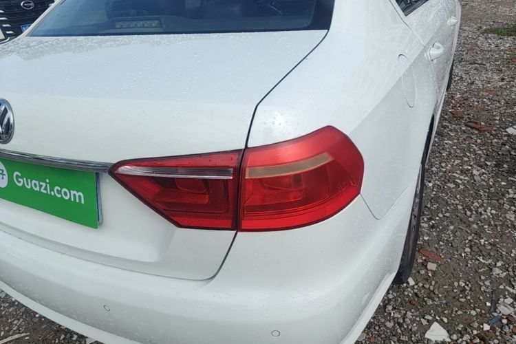 Volkswagen Lavida 2015 car image #8
