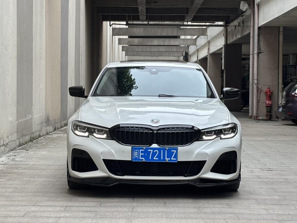 BMW 3 Series 2019 #2 BMW 3 Series 2019 car image #2