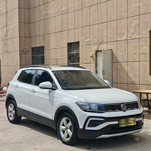 Volkswagen T-Cross 2022 صورة سيارة 