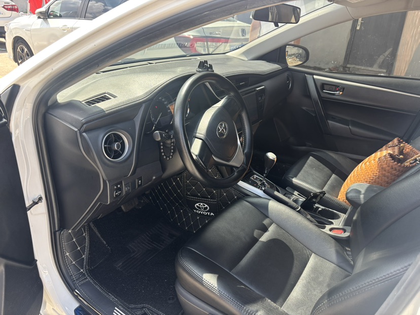 Toyota Corolla 2017 car image #5